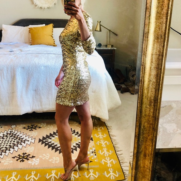 NWT BB DAKODA - gold sequin dress, medium - Picture 4 of 4